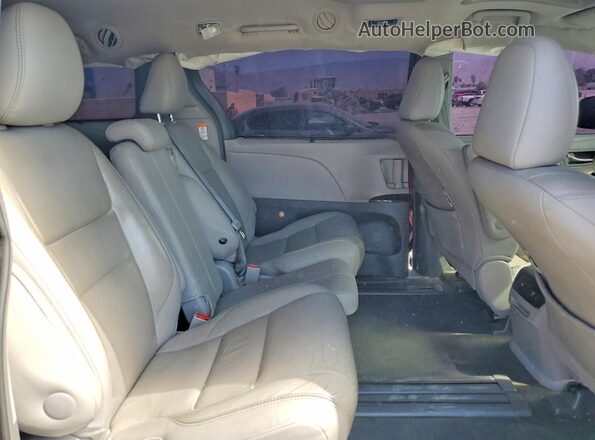5TDYK3DC7GS756208 2016 TOYOTA SIENNA Бордовый Вид задней части салона