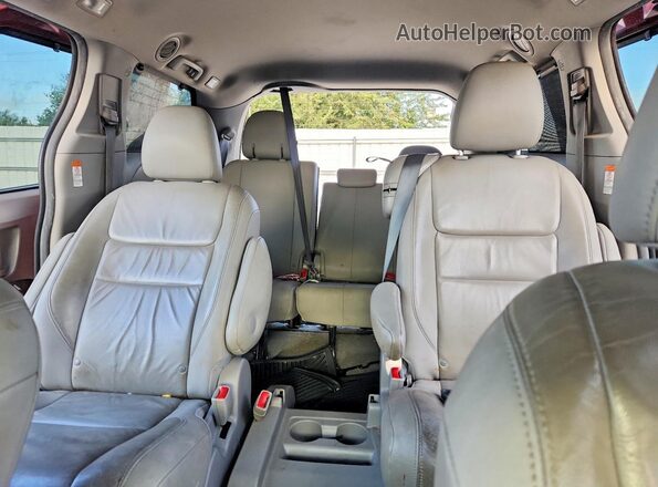 5TDYK3DC7GS756788 2016 TOYOTA SIENNA Maroon Vista de los asientos traseros