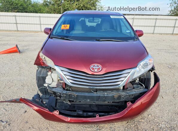 5TDYK3DC7GS756788 2016 TOYOTA SIENNA Maroon Vista frontal