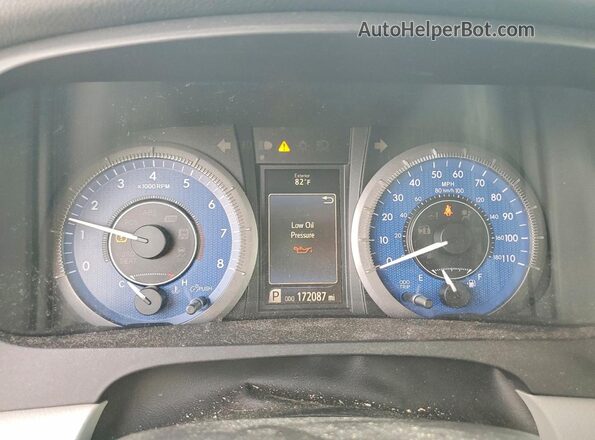 5TDYK3DC8GS696911 2016 TOYOTA SIENNA Черный Вид щитка приборов
