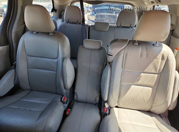 5TDYK3DC8GS747565 2016 TOYOTA SIENNA White უკანა სავარძლების ხედი