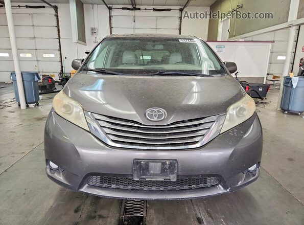 5TDYK3DCXGS692830 2016 TOYOTA SIENNA Бежевый Вид спереди