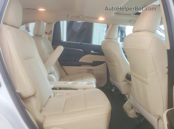 5TDYKRFH2GS124423 2016 TOYOTA HIGHLANDER White Սալոնի հետևի տեսք