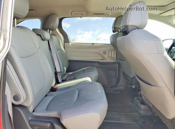 5TDYRKEC0NS076250 2022 TOYOTA SIENNA Темно-бордовый Вид задней части салона