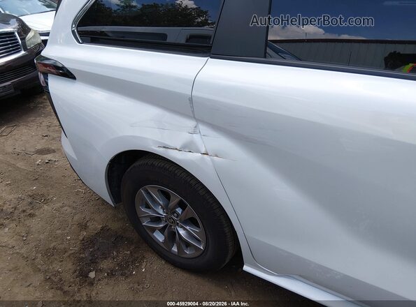 5TDYRKEC0TS313655 2026 TOYOTA SIENNA White Vista frontal