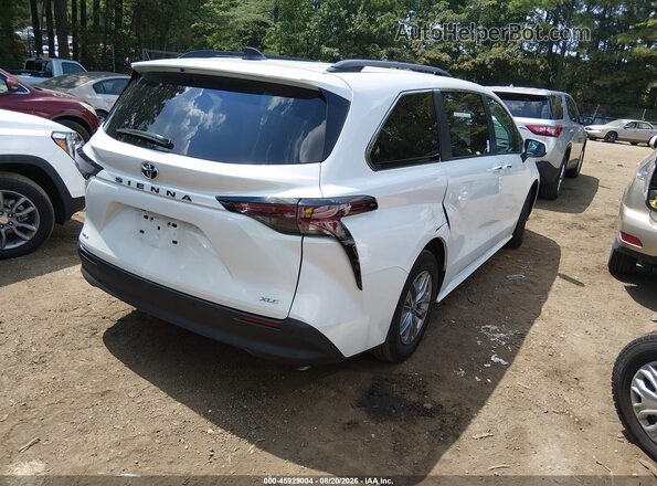 5TDYRKEC0TS313655 2026 TOYOTA SIENNA White Trasero derecho