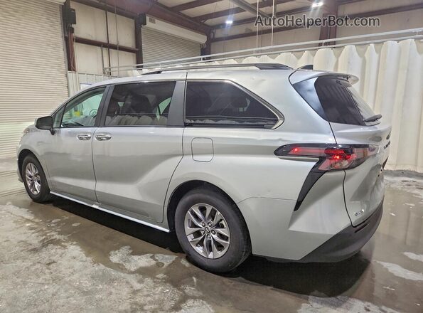 5TDYRKEC1SS260060 2025 TOYOTA SIENNA Silver Задня ліва чверть