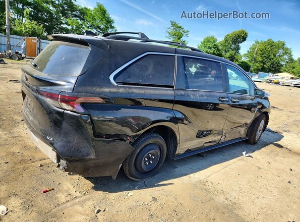 5TDYRKEC1TS304575 2026 TOYOTA SIENNA Black Tył prawy