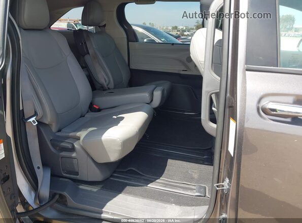 5TDYRKEC2MS013746 2021 TOYOTA SIENNA Gray Вид наклейки з VIN-кодом