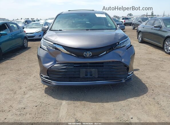 5TDYRKEC2MS013746 2021 TOYOTA SIENNA Gray Вид спереду