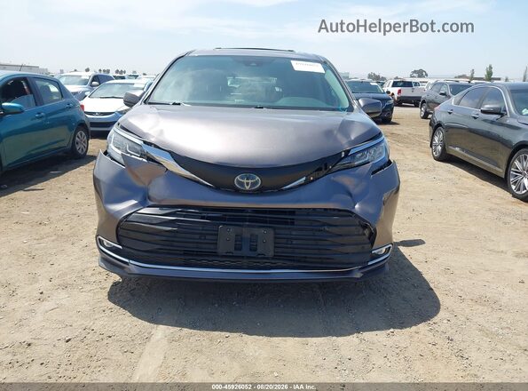 5TDYRKEC2MS013746 2021 TOYOTA SIENNA Gray Вид задньої частини салону
