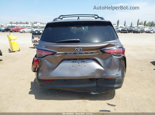 5TDYRKEC2MS013746 2021 TOYOTA SIENNA Gray 