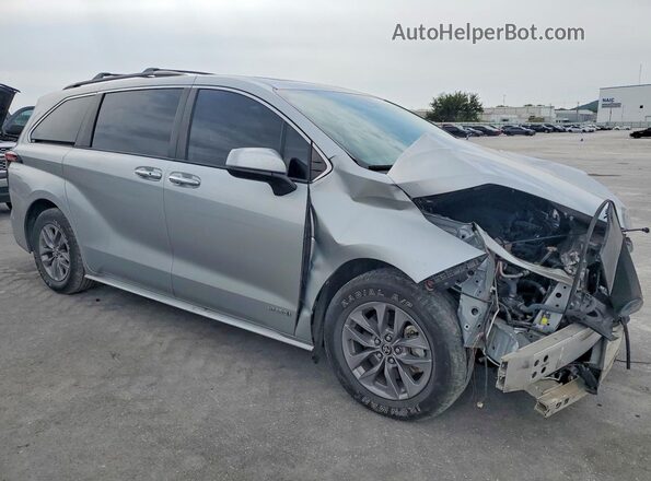 5TDYRKEC2MS029218 2021 TOYOTA SIENNA Silver Delantero derecho
