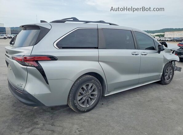 5TDYRKEC2MS029218 2021 TOYOTA SIENNA Silver Trasero derecho