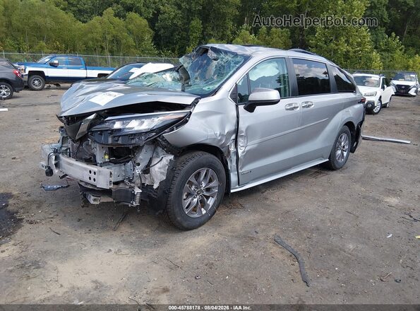 5TDYRKEC3MS040602 2021 TOYOTA SIENNA Silver Առջևի ձախ երեք քառորդ տեսարան