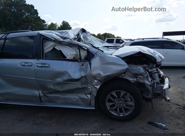5TDYRKEC3MS040602 2021 TOYOTA SIENNA Silver Սալոնի 360 աստիճան տեսք