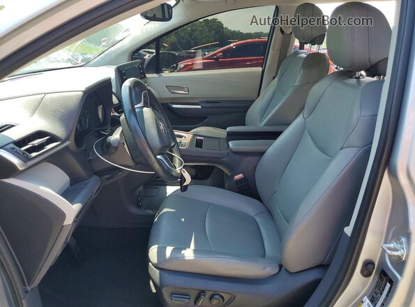 5TDYRKEC3NS092846 2022 TOYOTA SIENNA Silver წინა სალონის ხედი