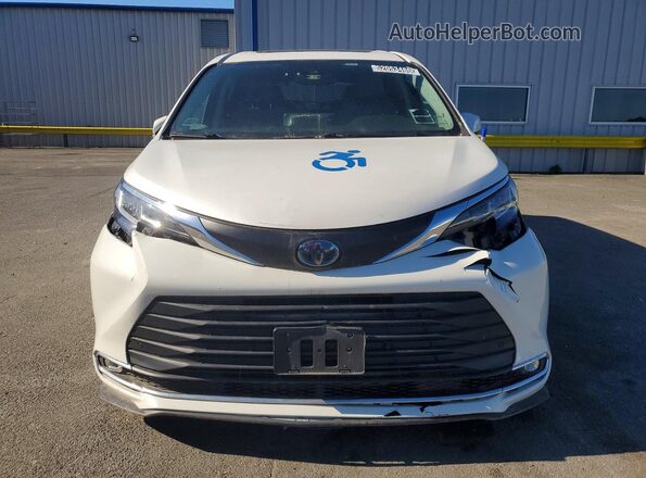5TDYRKEC4MS015448 2021 TOYOTA SIENNA White Vista frontal