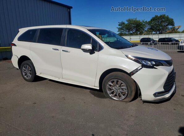 5TDYRKEC4MS015448 2021 TOYOTA SIENNA White Delantero derecho