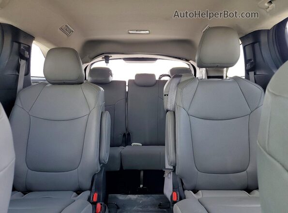5TDYRKEC4SS244614 2025 TOYOTA SIENNA Black Հետևի նստատեղերի տեսք