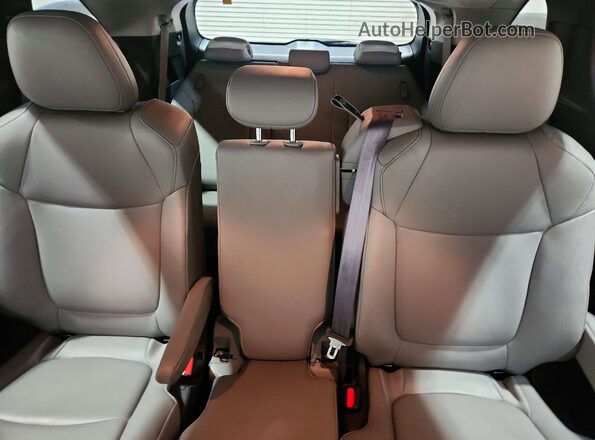 5TDYRKEC4SS259873 2025 TOYOTA SIENNA Gray უკანა სავარძლების ხედი