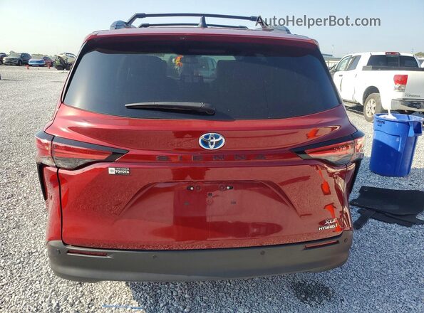 5TDYRKEC5NS077782 2022 TOYOTA SIENNA Red Հետևի տեսք