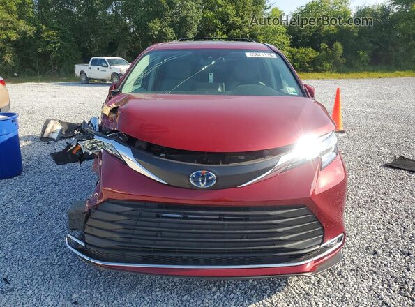 5TDYRKEC5NS077782 2022 TOYOTA SIENNA Red Դիմացի տեսք