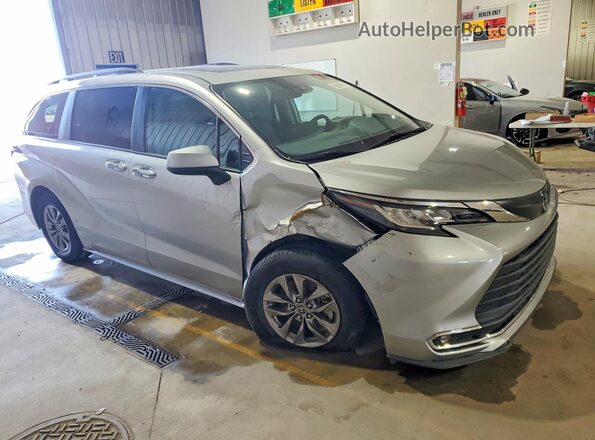 5TDYRKEC5PS156128 2023 TOYOTA SIENNA Silver Առջևի աջ