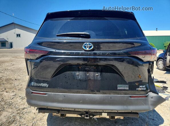 5TDYRKEC5RS188659 2024 TOYOTA SIENNA Black უკანა ხედი