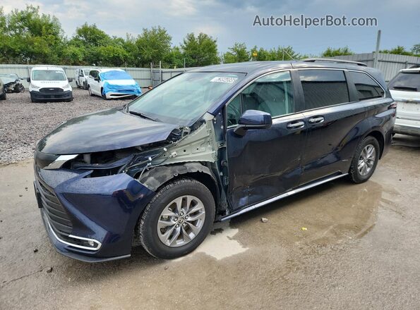 5TDYRKEC6RS206070 2024 TOYOTA SIENNA Blue 