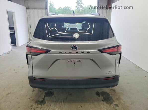 5TDYRKEC7MS056172 2021 TOYOTA SIENNA Серебряный Вид сзади