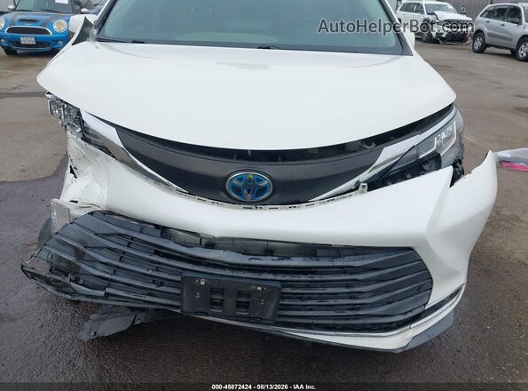 5TDYRKEC8MS007899 2021 TOYOTA SIENNA White Դիմացի տեսք