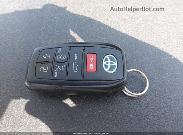 5TDYRKEC8NS127994 2022 TOYOTA SIENNA Green წინა პანელის ხედი