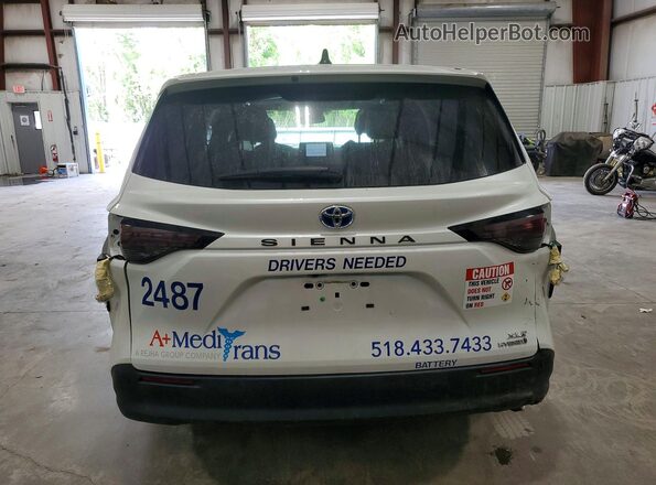 5TDYRKEC8RS217474 2024 TOYOTA SIENNA White Հետևի տեսք