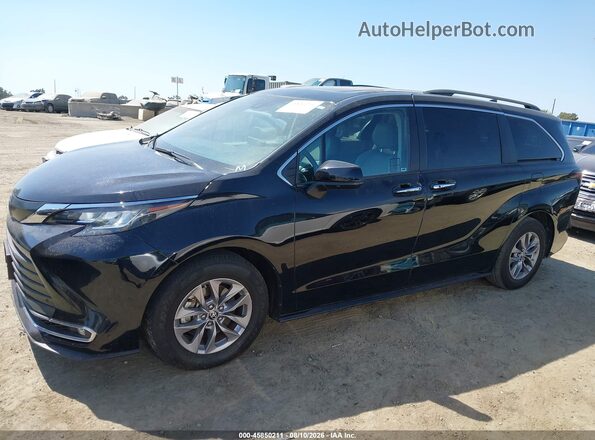 5TDYRKEC9PS174065 2023 TOYOTA SIENNA Black Widok wnętrza 360 stopni