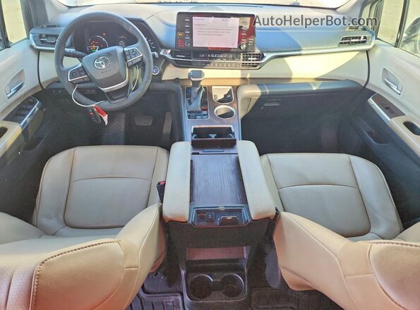 5TDYRKECXNS104894 2022 TOYOTA SIENNA Белый Вид панели приборов