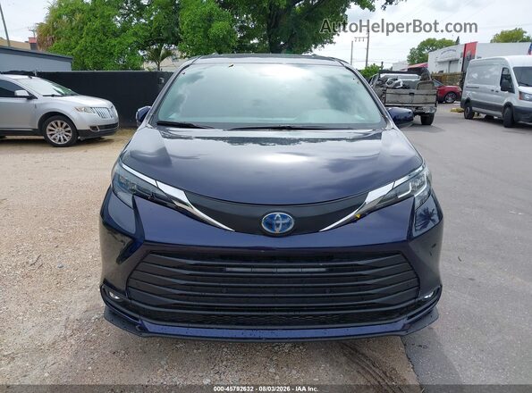 5TDYRKECXSS245380 2025 TOYOTA SIENNA Blue Вид щитка приладів