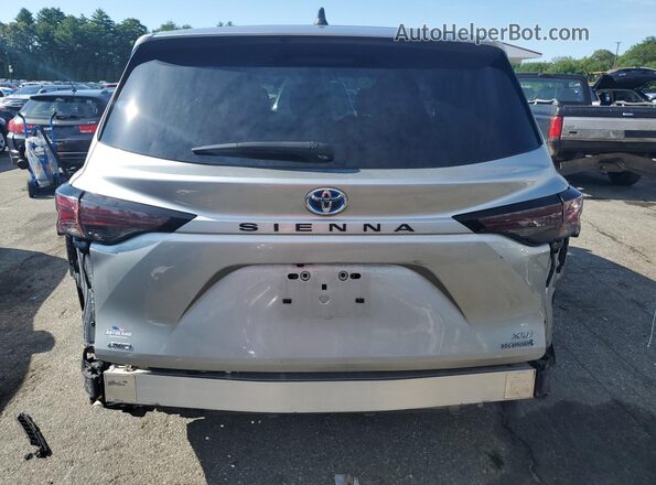 5TDYSKFC1PS100142 2023 TOYOTA SIENNA Silver 