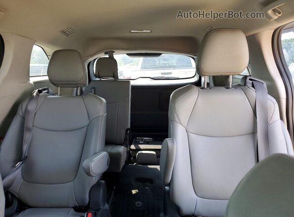 5TDYSKFC4PS082039 2023 TOYOTA SIENNA Gray Հետևի նստատեղերի տեսք