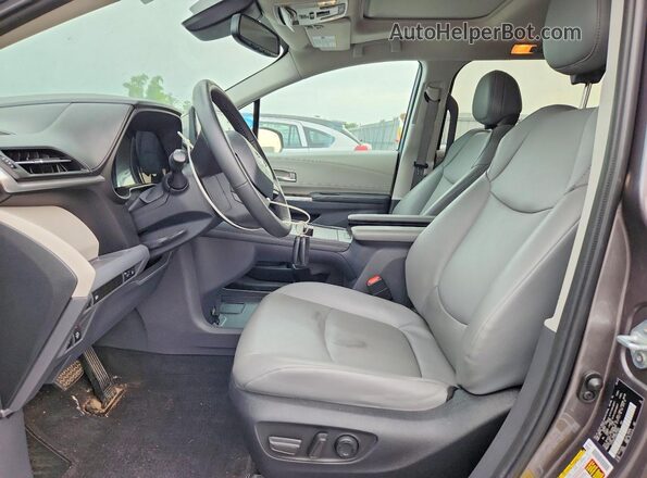 5TDYSKFC5NS072858 2022 TOYOTA SIENNA Серый Вид салона спереди