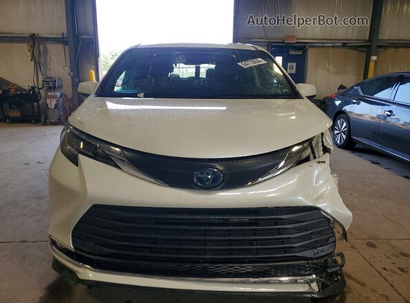 5TDYSKFC7MS005550 2021 TOYOTA SIENNA White Widok z przodu