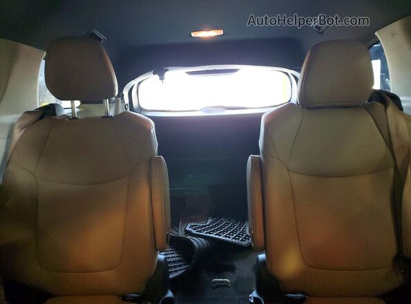 5TDYSKFC7MS005550 2021 TOYOTA SIENNA White Widok tylnych siedzeń