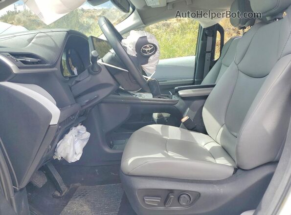 5TDYSKFCXSS201821 2025 TOYOTA SIENNA White Front interior view