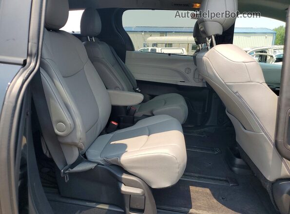 5TDYSKFCXTS261583 2026 TOYOTA SIENNA Black Vista interior trasera