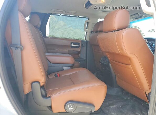 5TDYY5G15HS067662 2017 TOYOTA SEQUOIA Белый Вид задней части салона