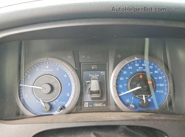 5TDYZ3DC0HS777477 2017 TOYOTA SIENNA Beige Вид щитка приладів