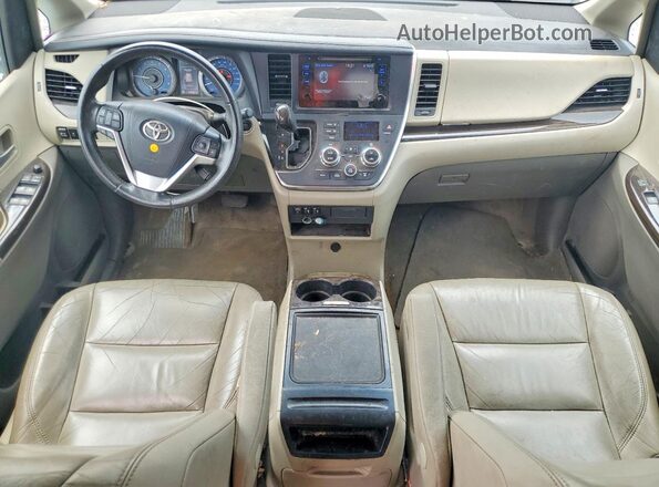 5TDYZ3DC0HS777477 2017 TOYOTA SIENNA Beige Вид панелі приладів