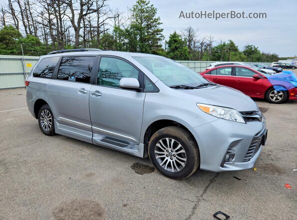 5TDYZ3DC0JS914505 2018 TOYOTA SIENNA Silver Առջևի աջ