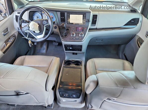 5TDYZ3DC0JS932776 2018 TOYOTA SIENNA White Dashboard view