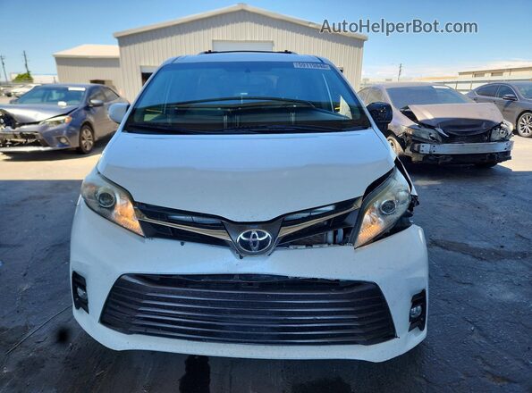 5TDYZ3DC0JS932776 2018 TOYOTA SIENNA White Front view